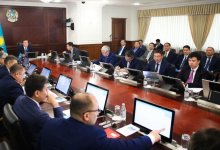 Аскар Мамин: социальные меры направлены на поддержку реально нуждающихся граждан