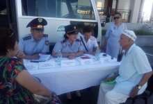 823 граждан посетили «Приемную на дороге»