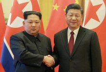 Ким Чен Ын поздравил Си Цзиньпина с победой над коронавирусом