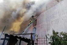 В Нур-Султане сгорел частный дом из-за взрыва газового баллона