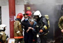 Пожарные спасли 75 жильцов загоревшегося дома в Петропавловске