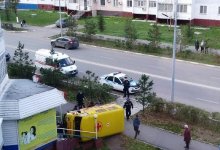 Скорая помощь въехала на крыльцо медцентра в Петропавловске