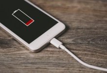 Эксперт рассказал, почему нельзя использовать заряжающийся смартфон