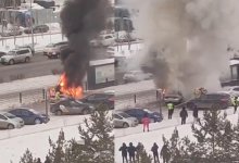 В центре Нур-Султана сгорела иномарка