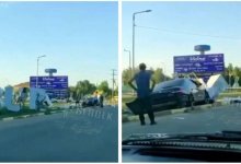 Водитель по дороге в Боровое снес билборд Welcome to Burabai
