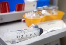 Ученый назвал вакцины, защищающей от индийского штамма коронавируса