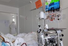 «Папа, мы соскучились»: трогательные фото из инфекционных стационаров Нур-Султана