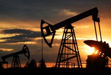 Цена нефти Brent превысила 100 долларов впервые с 2014 года