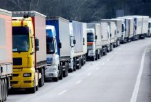 Фуры казахстанских дальнобойщиков разграбили в Украине