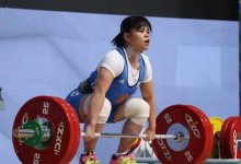 Зульфия Чиншанло взяла “золото” чемпионата Азии по тяжелой атлетике