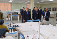 Швейную фабрику Талдыкоргана Токаев назвал хорошим примером развития МСБ