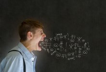 "Можно материться за полцены": в Сети обсуждают введение абонемента якобы от МВД
