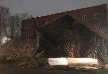 Порывистым ветром сорвало крыши школы и здания в Павлодарской области (ФОТО)