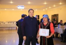Материальную помощь вручили семьям, пострадавшим при паводке в Актюбинской области