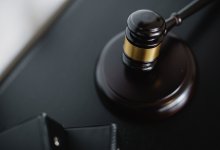 Квартирный вопрос: пенсионерка выиграла суд против акиматов Жанаозена и Актау