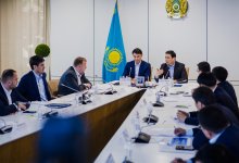 Алтай Кульгинов посетил объекты здравоохранения и образования в Туркестанской области