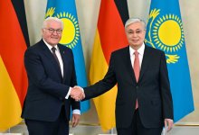 Токаев встретил президента Германии в Акорде