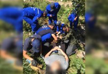 Турист сломал ногу в горах Алматы (ВИДЕО)