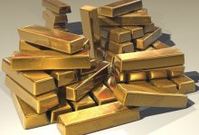 Казахстанцы стали больше скупать крупные золотые слитки