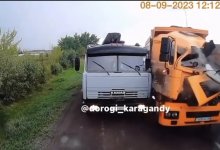 Мужчина лишился ноги после столкновения грузовых авто в Темиртау
