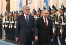 Половина иностранных предприятий в Казахстане из России – Токаев