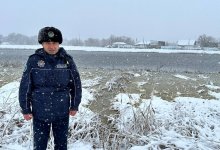 Участковый вытащил из воды тонущую пенсионерку в Костанайской области