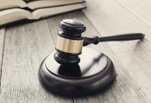 Изменили приговор: полицейского-взяточника отправили в тюрьму в Уральске