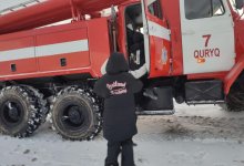 Семь человек застряли на трассе в Мангистауской области