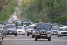 Экс-полицейский помог незаконно поставить на учет 55 авто в Акмолинской области