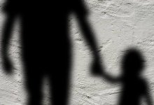 "Зовет поехать в Алматы": сообщениями о пристающем к детям мужчине пугают костанайцев