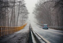 Движение транспорта приостановлено на 17 участках дорог в Казахстане