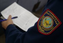 Россиянина насильно выдворили из Казахстана за нарушения