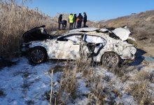 Два человека погибли при опрокидывании авто в Жетысу