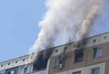 25 человек эвакуировали из горящего дома в Кокшетау (ВИДЕО)