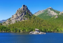Мужчина не смог спуститься с самой высокой горы Бурабая