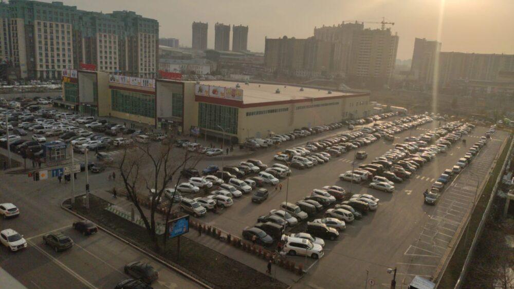 В Нур-Султане и Алматы началась паника: люди массово скупают продукты питания 9