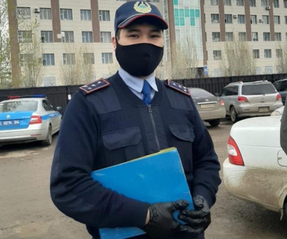 Сколько получают и тратят бюджетных средств на госслужащих по всему Казахстану. Исследование 2