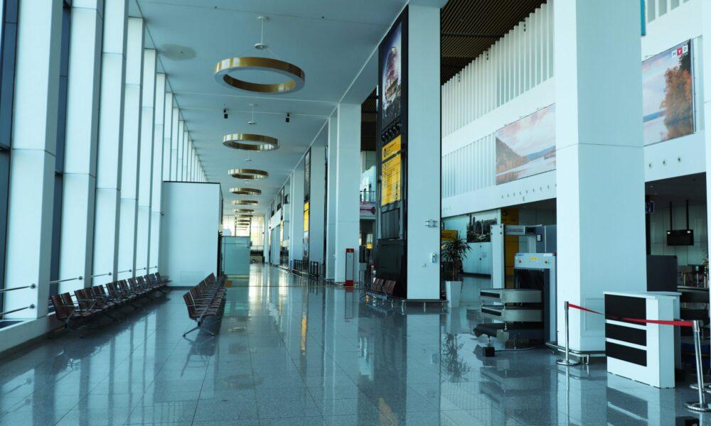 Аэропорт Нур-Султана после месяца на карантине принял первые рейсы из Алматы. Как это было 1