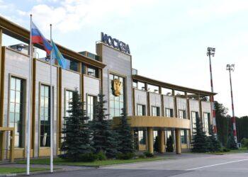 Токаев прилетел в Москву для участия в параде Победы