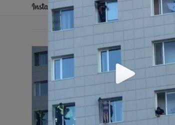 Мужчина и женщина прыгнули из окна восьмого этажа в Нур-Султане